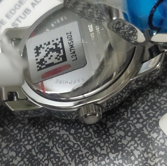 Tissot Women's Watch - Picture 2 of 8